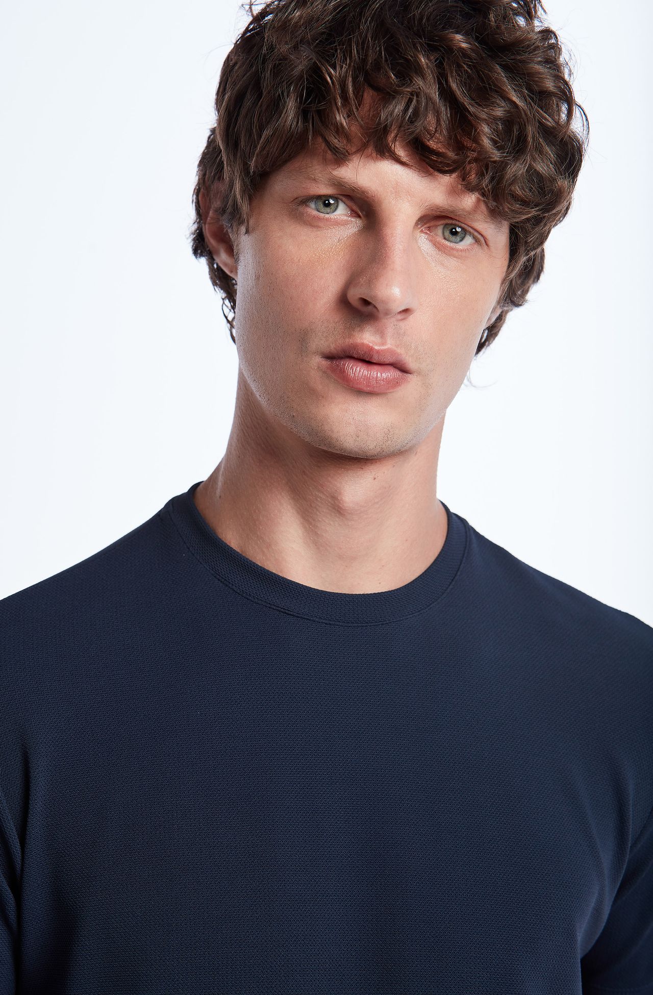 8350CCZ00143_585_3-TSHIRT-MANGA-CURTA