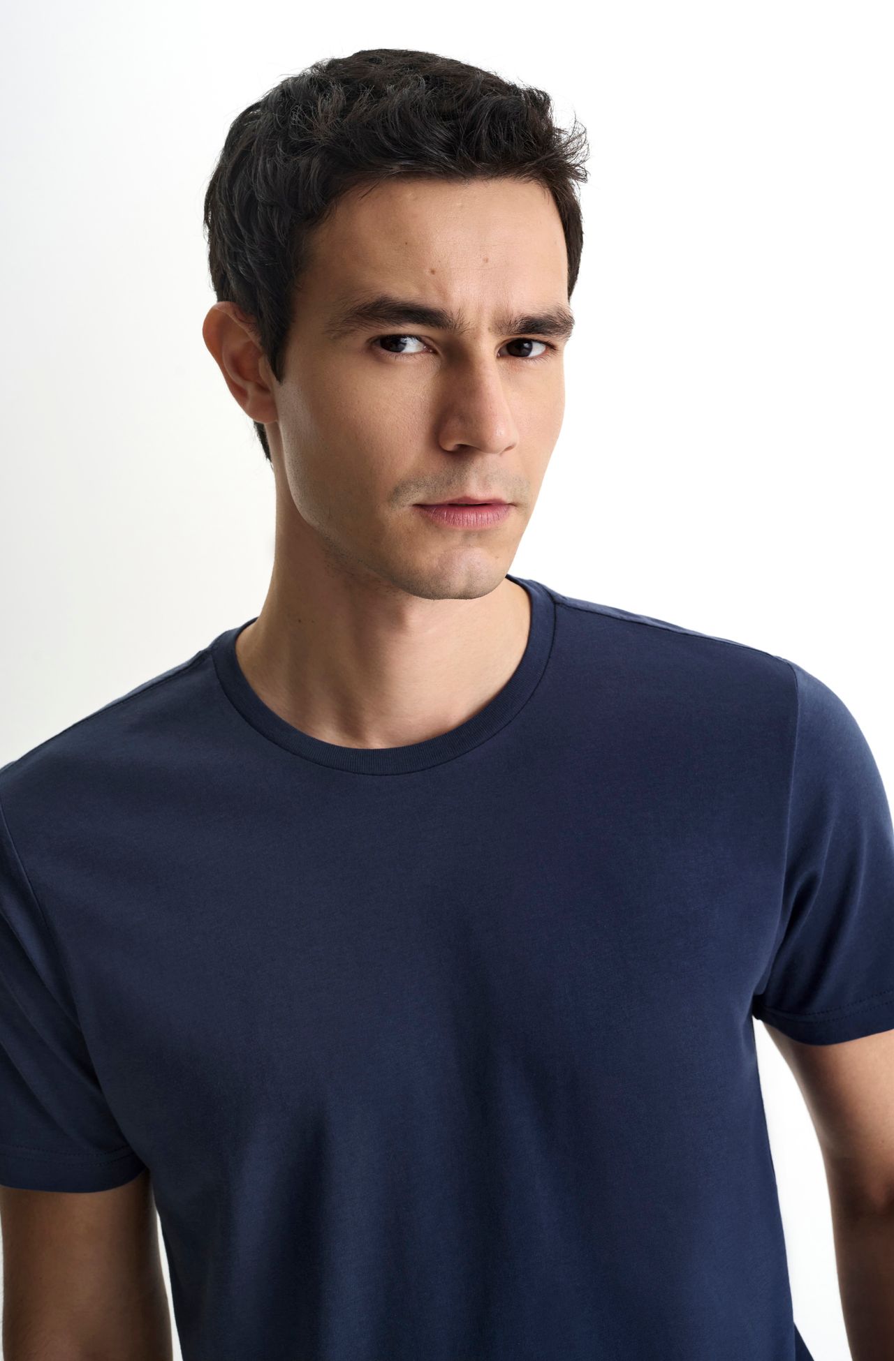 8350CCZ00084_570_3-TSHIRT-MANGA-CURTA