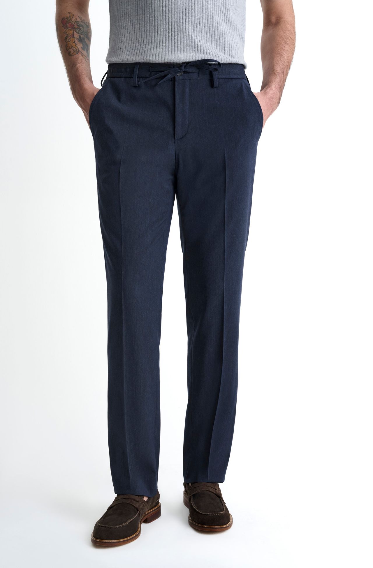 4041PVC00002_590_2-CALCA-RELAXED