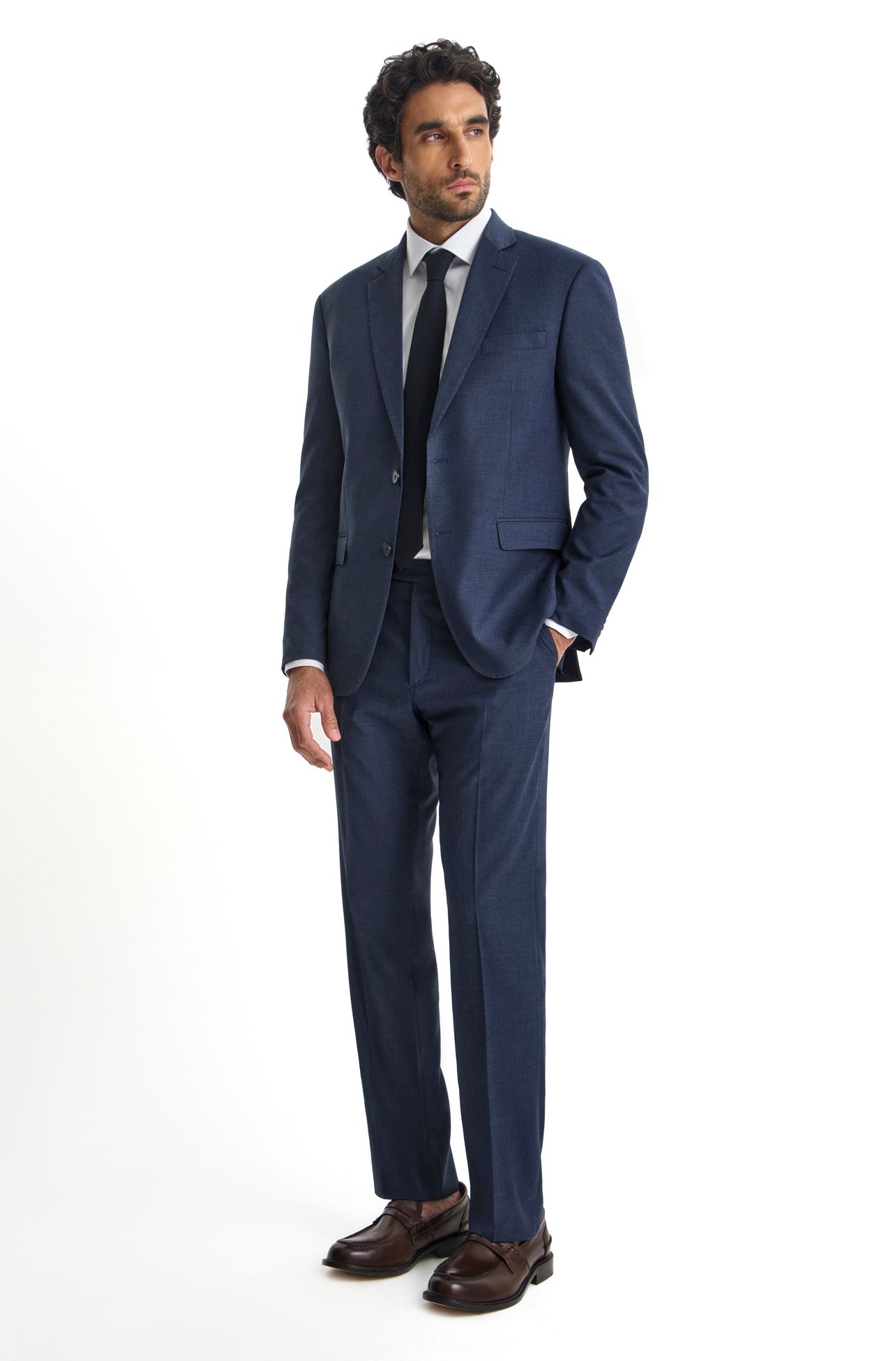 2021FFR20851_580_4-COSTUME-02-BOTOES