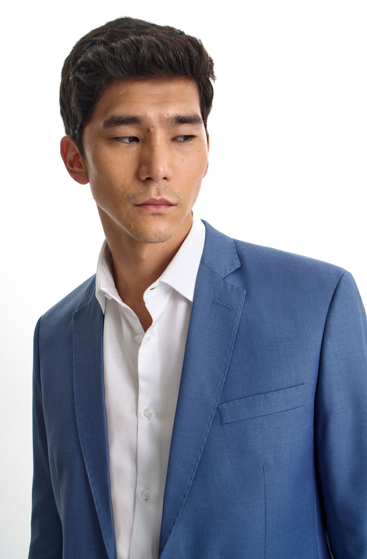 2020FFR20002_580_5-COSTUME-02-BOTOES