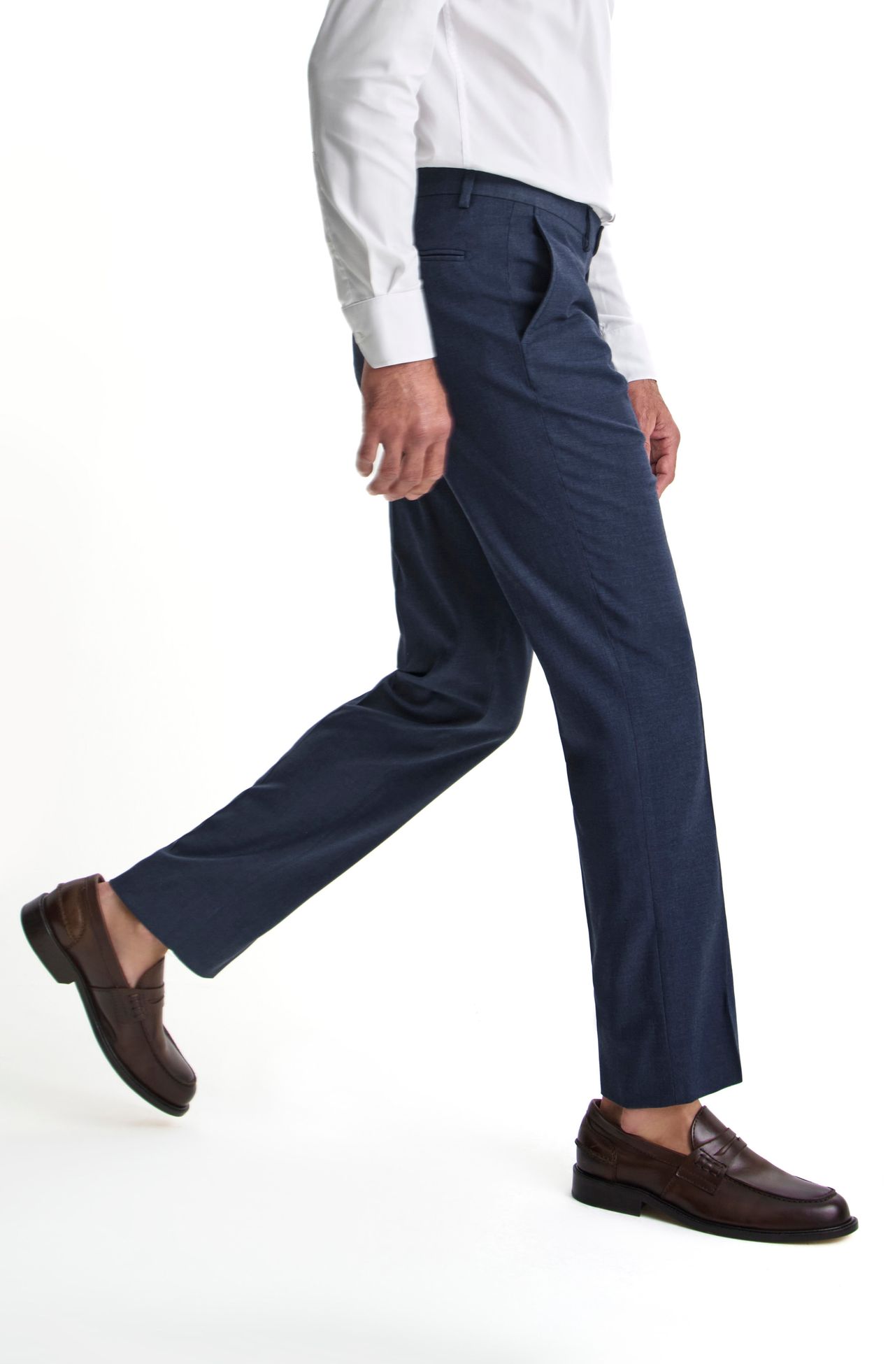 2021FFR20851_580_6-COSTUME-02-BOTOES