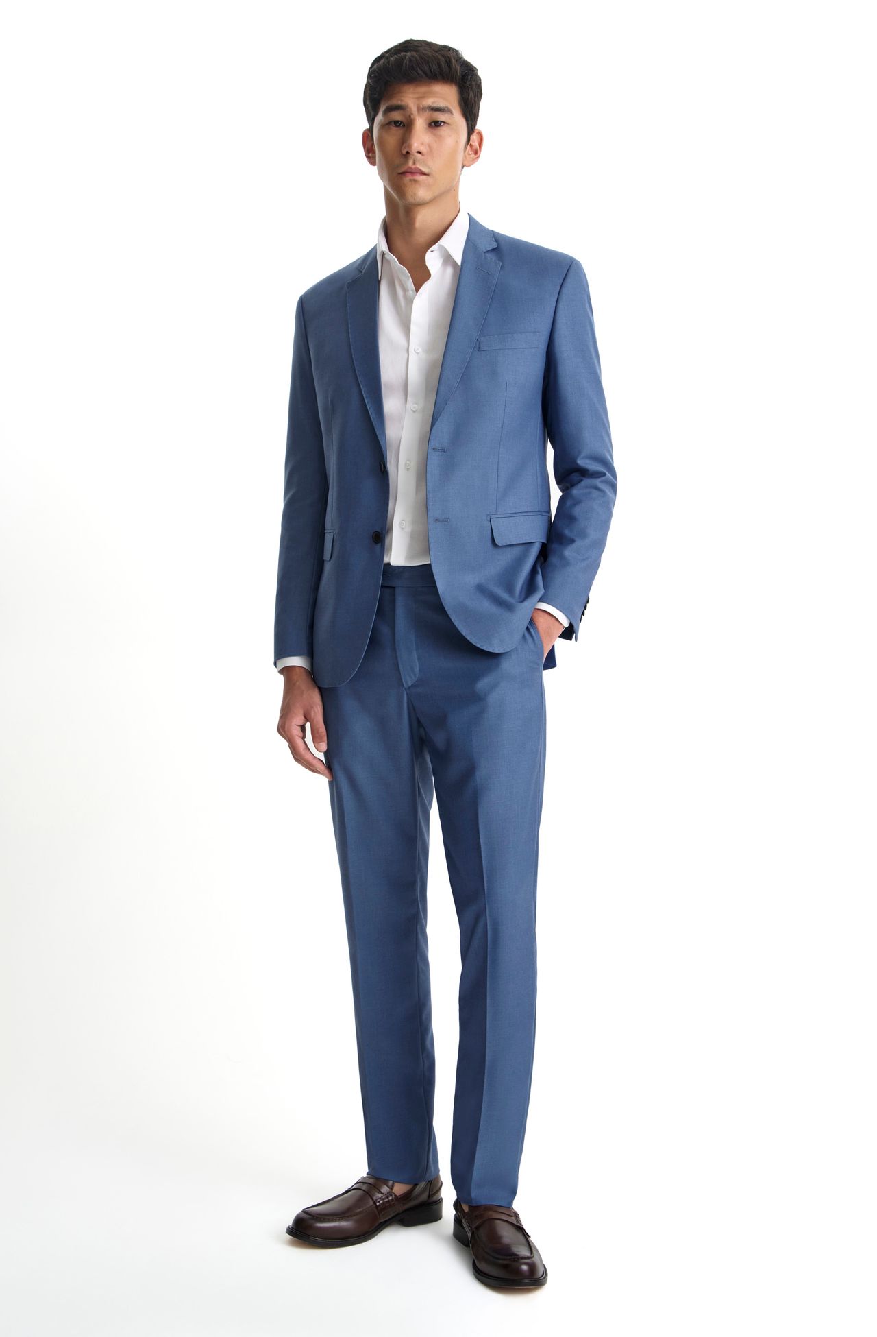 2020FFR20002_580_8-COSTUME-02-BOTOES