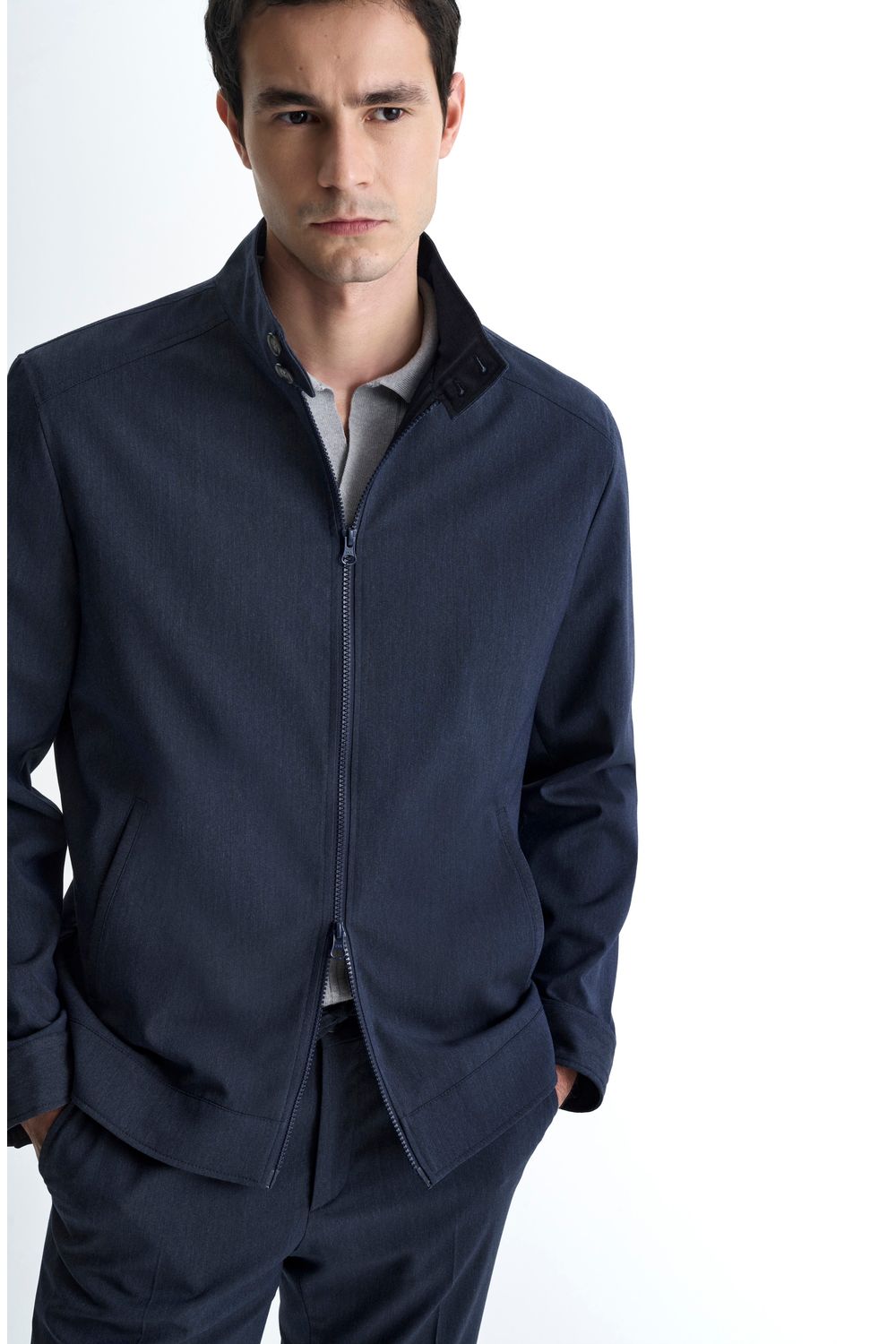 7030PVC00001_590_1-JAQUETA-BOMBER