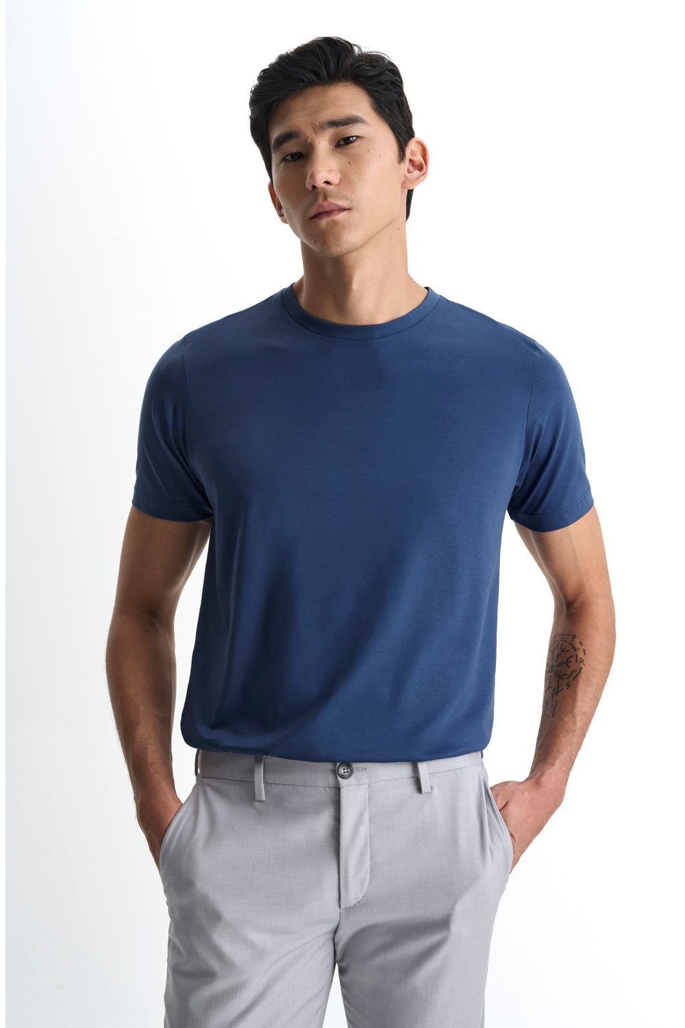 8350CCZ00152_570_2-TSHIRT-MANGA-CURTA