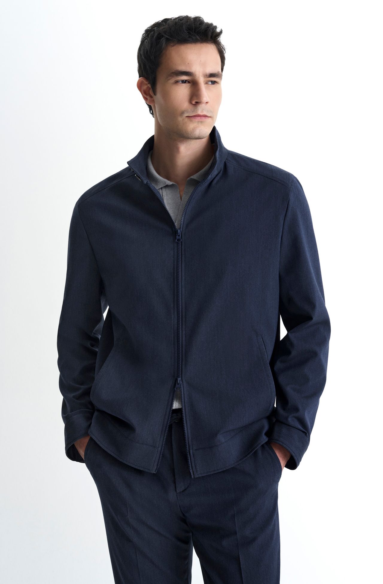 7030PVC00001_590_2-JAQUETA-BOMBER