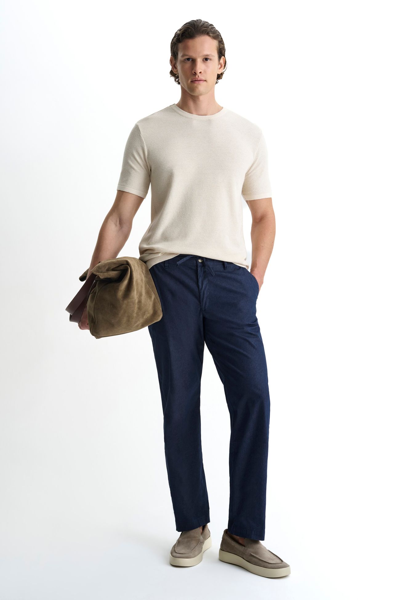 4041JCZ00030_590_6-CALCA-RELAXED