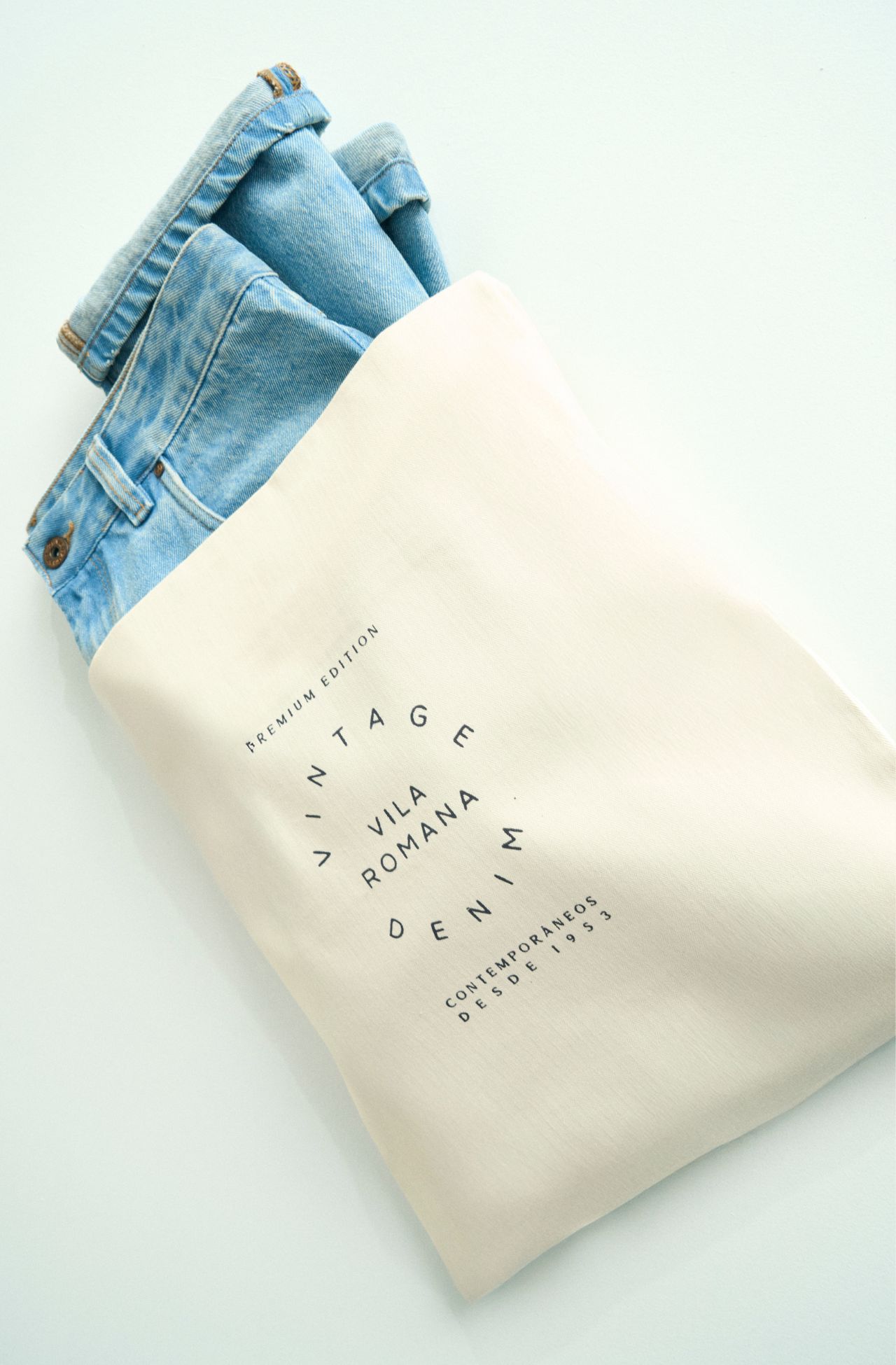 4246BCR00005_580_4-CALCA-FIVE-POCKETS