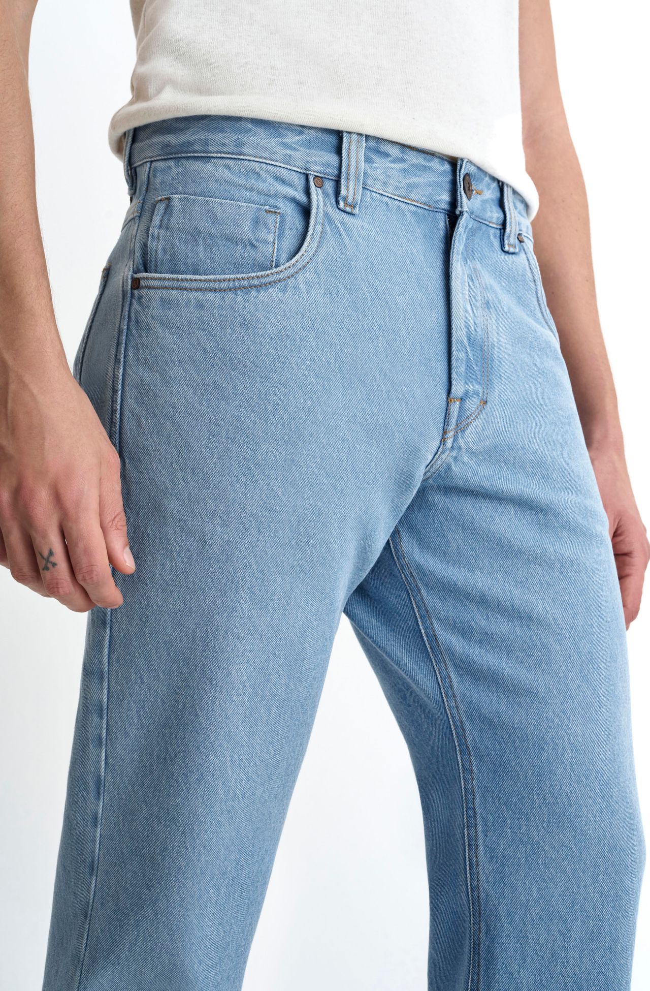 4246BCR00005_580_8-CALCA-FIVE-POCKETS