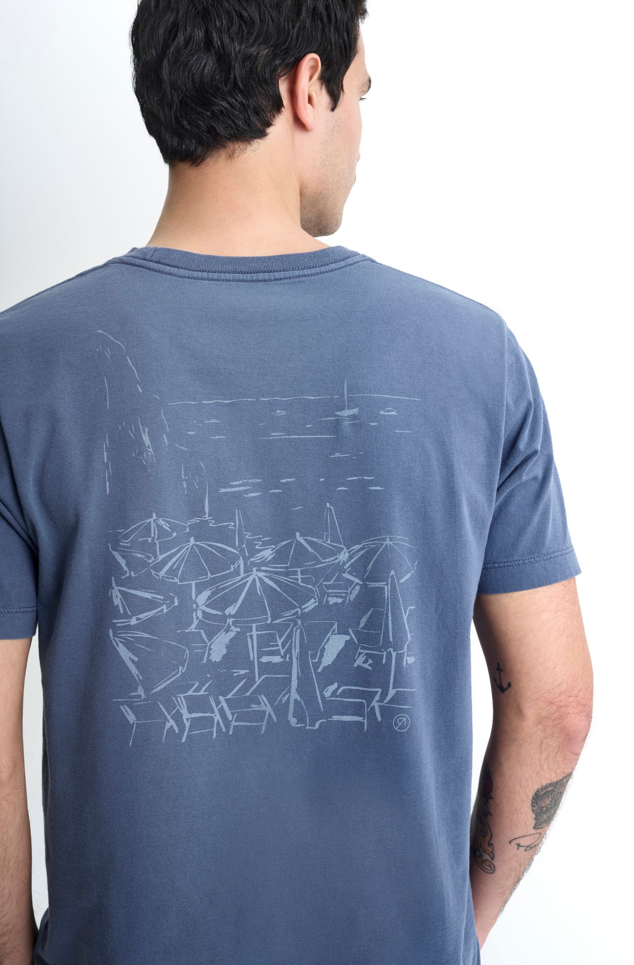 8353CCZ00299_585_1-TSHIRT-MANGA-CURTA