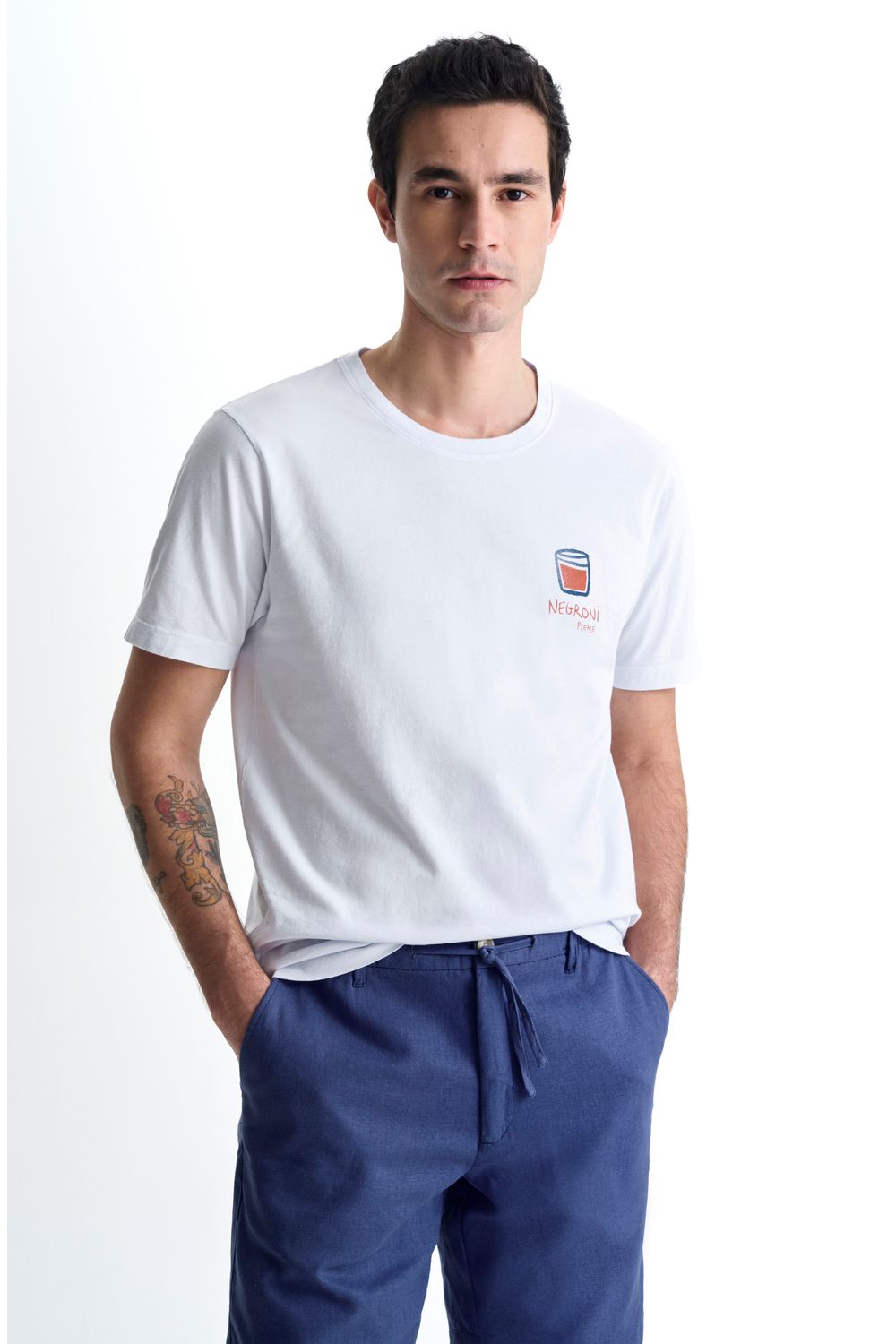 8353CCZ00300_900_2-TSHIRT-MANGA-CURTA