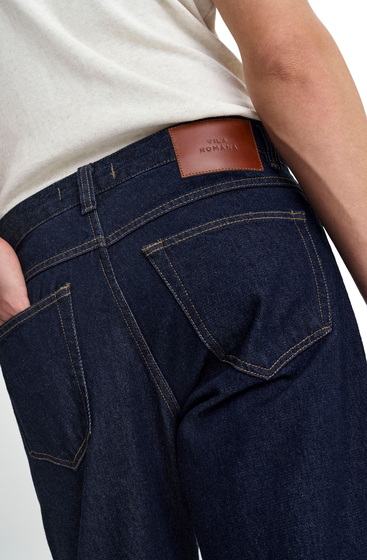 4246BCR00003_590_8-CALCA-FIVE-POCKETS