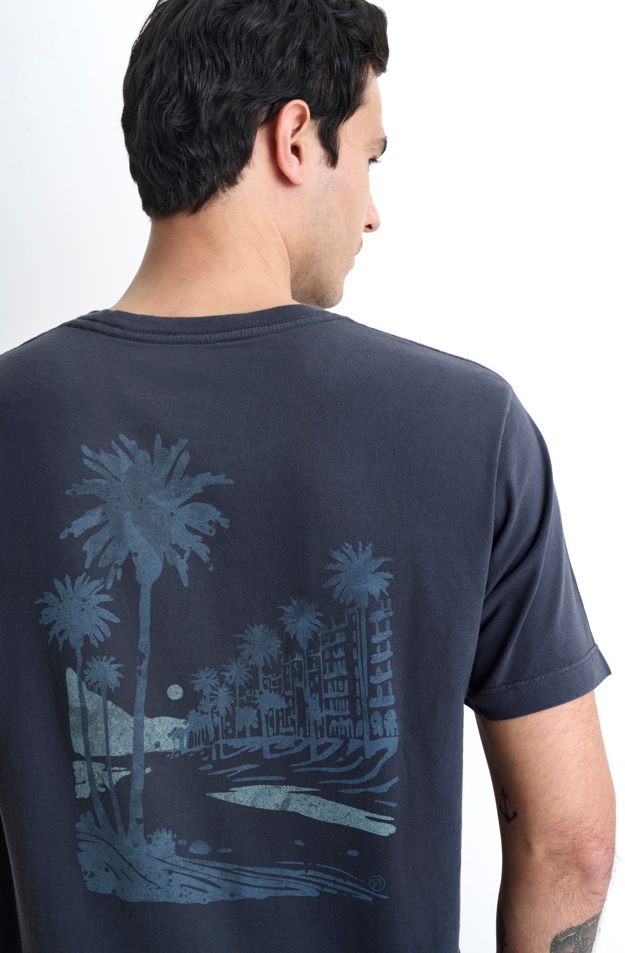 8353CCZ00304_580_1-TSHIRT-MANGA-CURTA