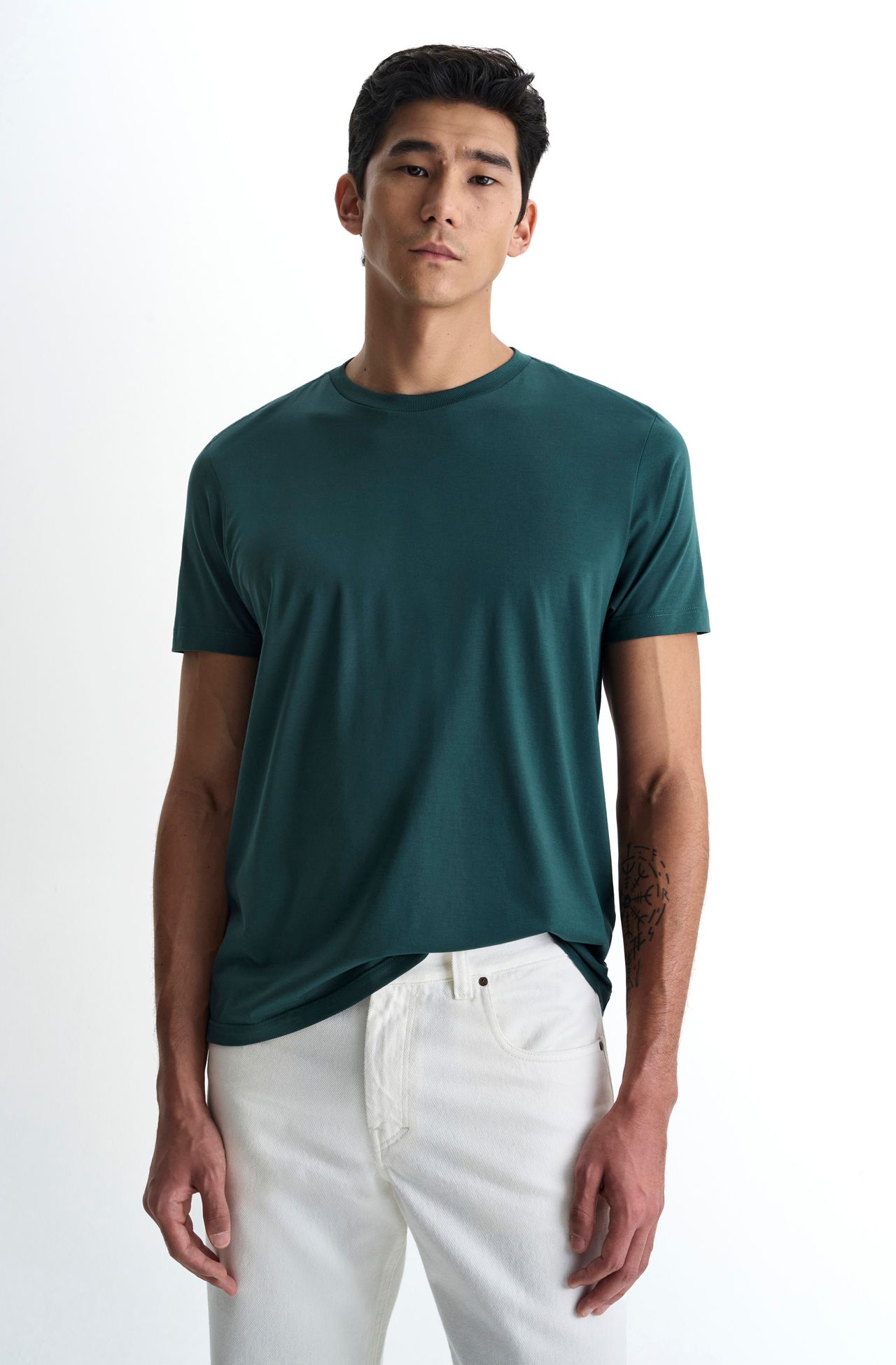 8350CCZ00152_670_1-TSHIRT-MANGA-CURTA