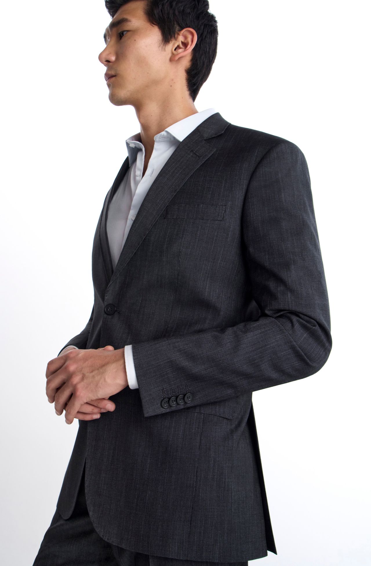 2021FFR20845_980_5-COSTUME-02-BOTOES