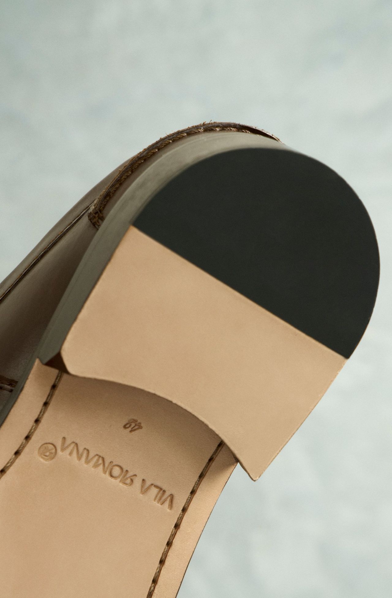 1192BAZ00011_780_5-SAPATO-DE-CALCAR