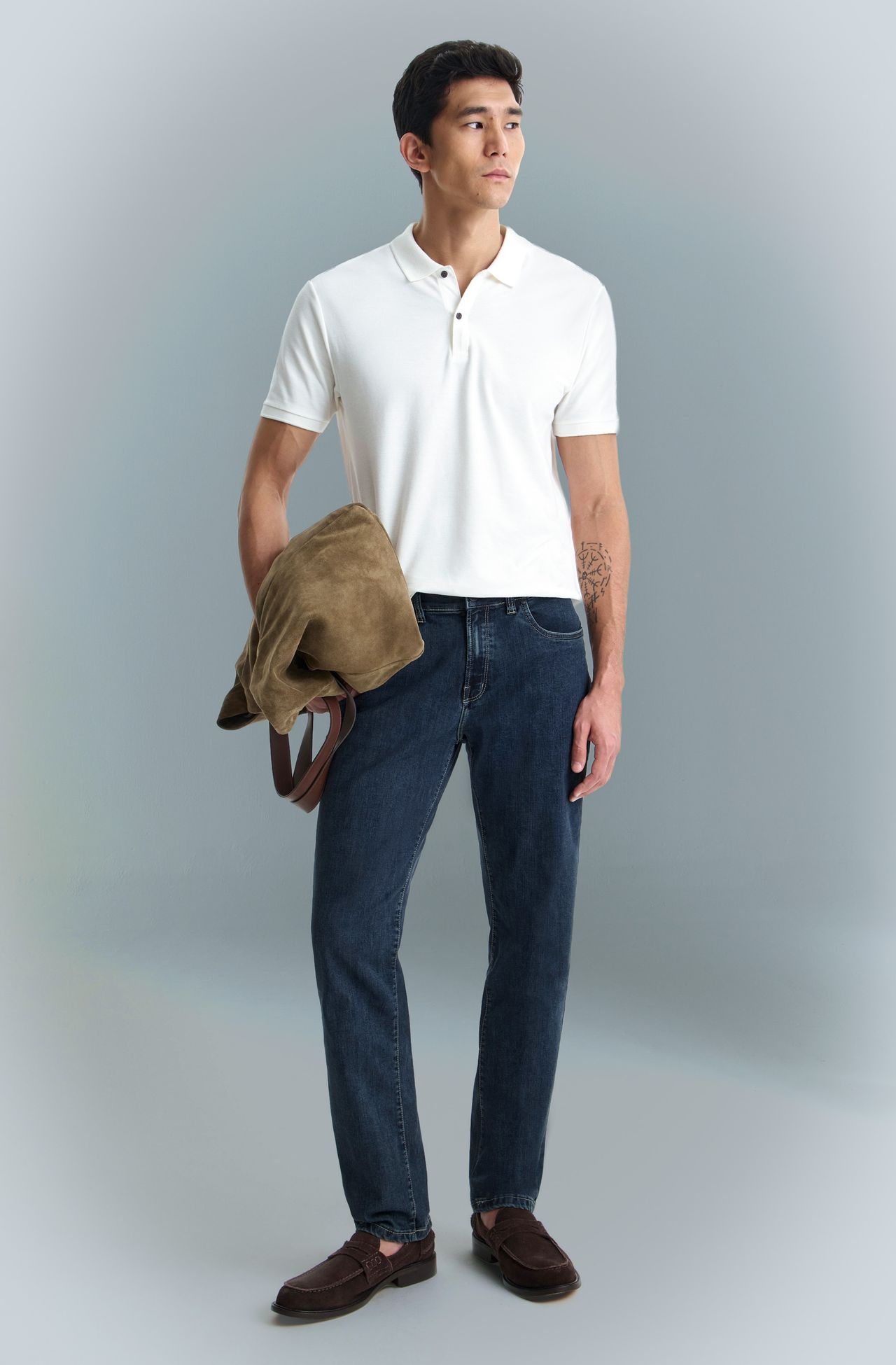 4246BCZ00300_580_3-CALCA-FIVE-POCKETS