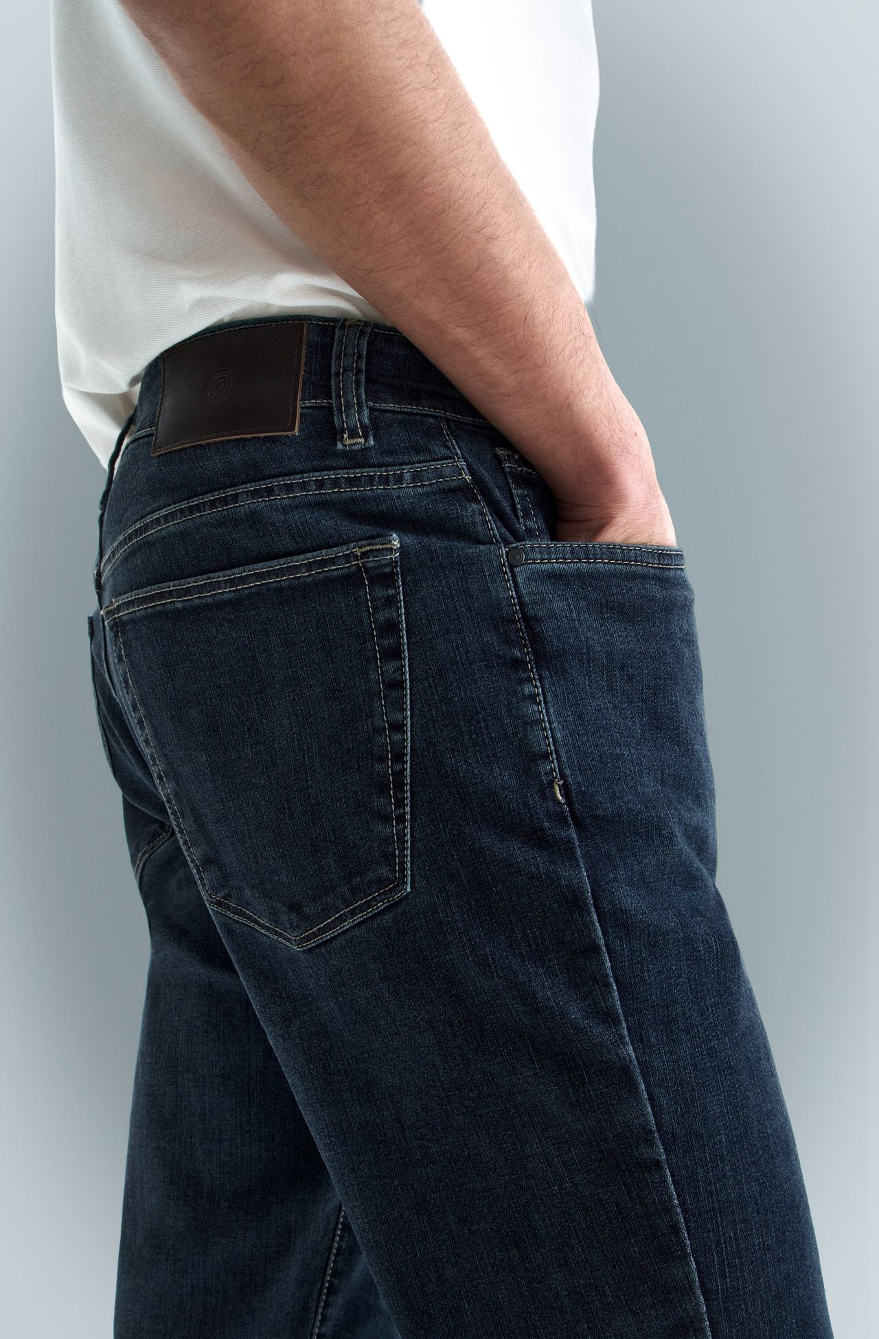 4246BCZ00300_580_5-CALCA-FIVE-POCKETS